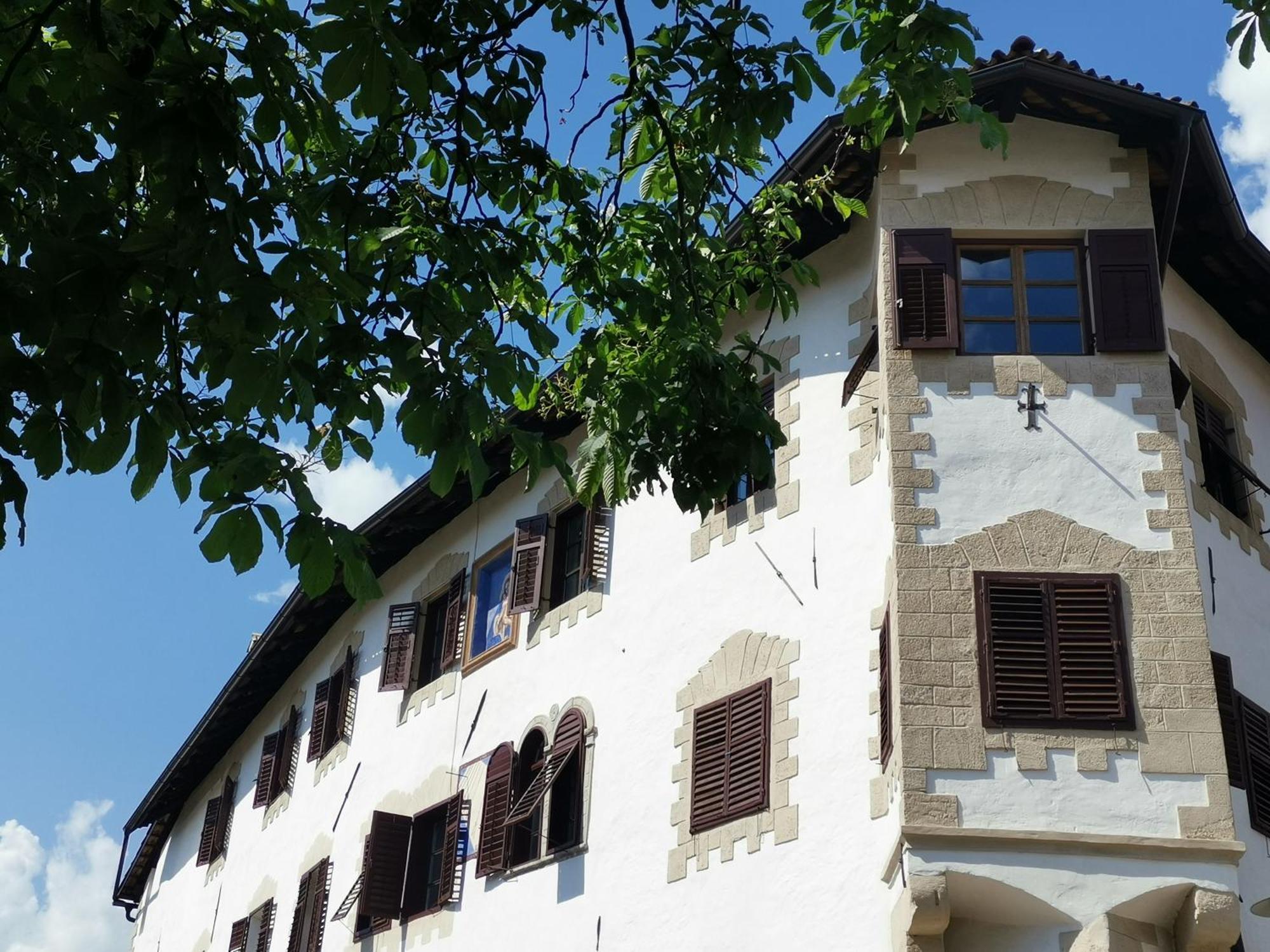 Ansitz Grustdorf Apartamento Appiano Sulla Strada Del Vino Exterior foto