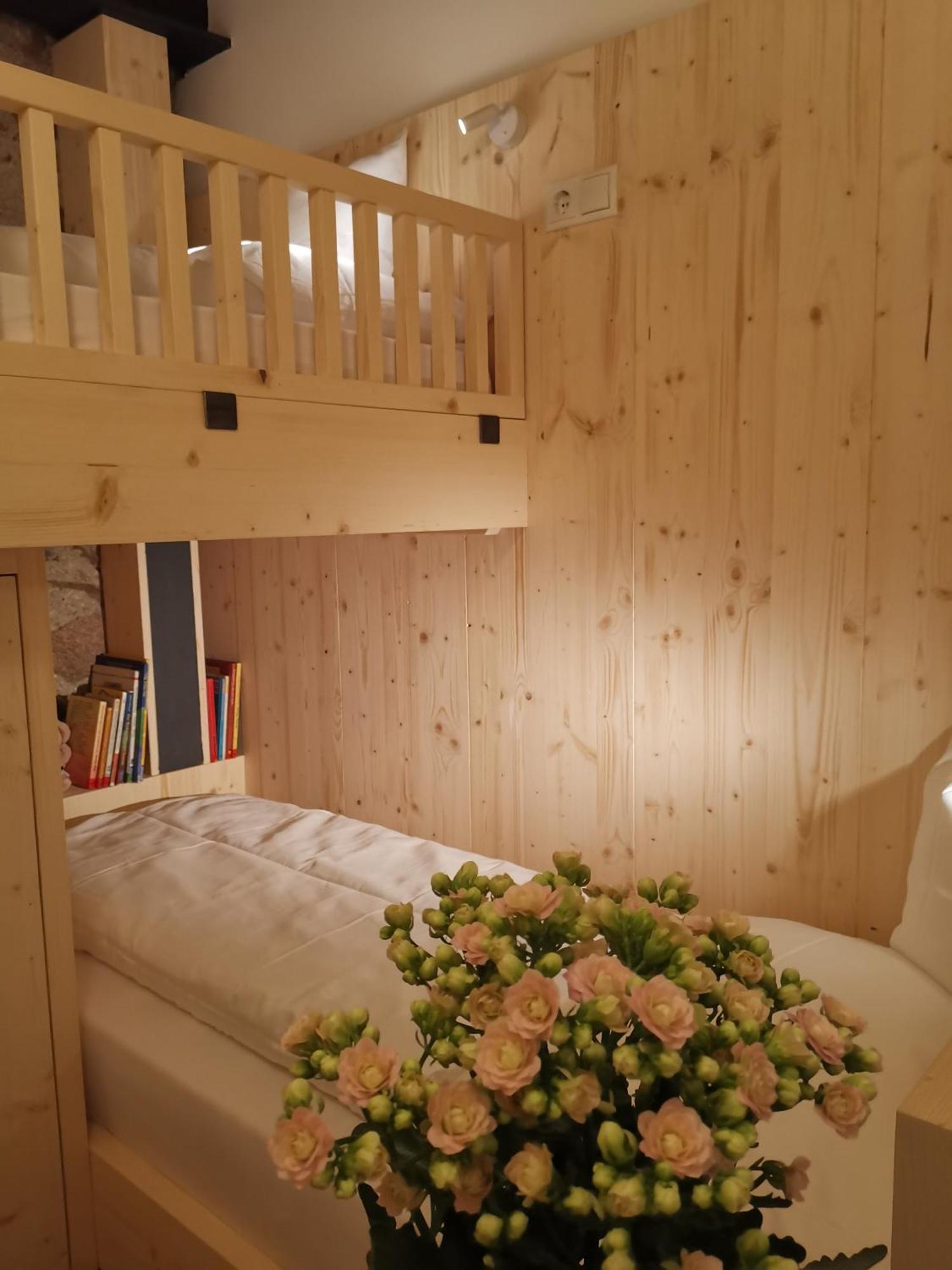 Ansitz Grustdorf Apartamento Appiano Sulla Strada Del Vino Exterior foto