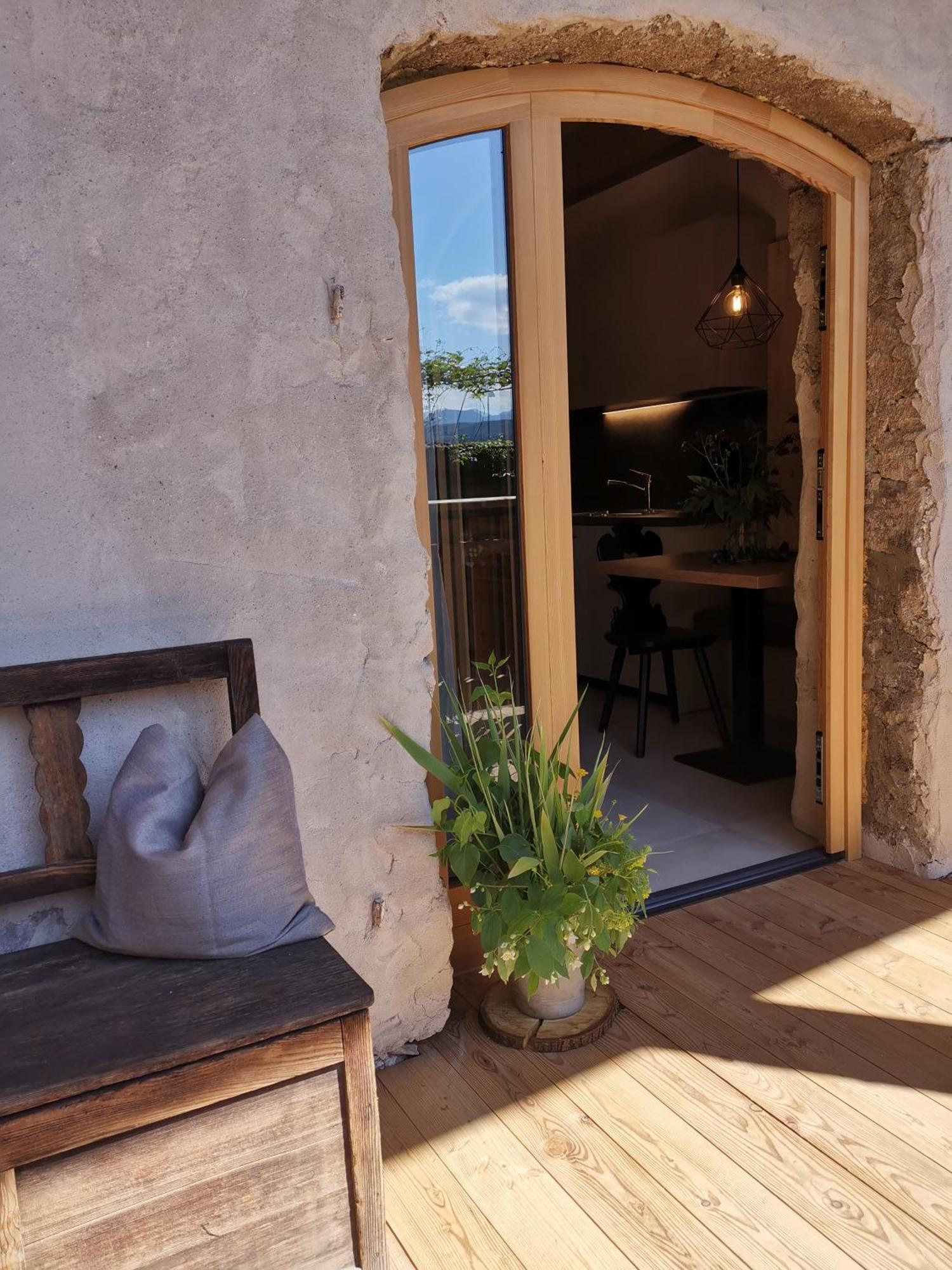 Ansitz Grustdorf Apartamento Appiano Sulla Strada Del Vino Exterior foto